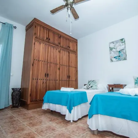 Cd-1926 Three Bedroom In