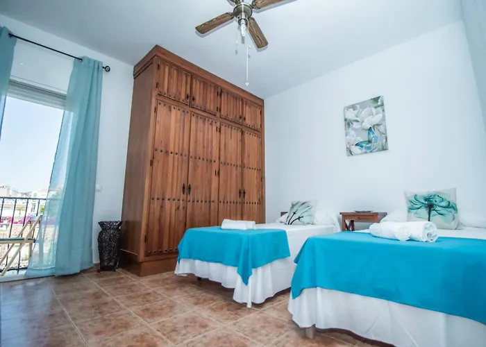 Cd-1926 Three Bedroom In